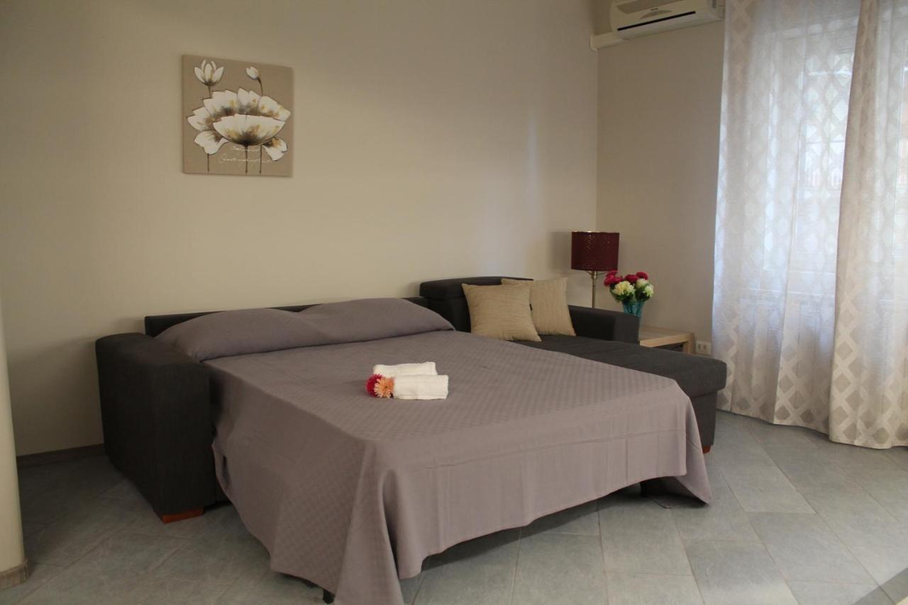 Apartments " Le Ginestre" Acireale Exterior photo